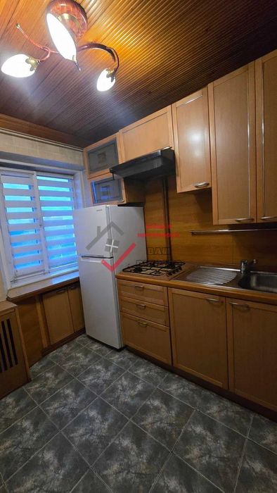 Продаж 2-кімнатної квартири в центрі міста