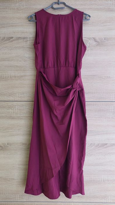 Sukienka elegancka nowa L