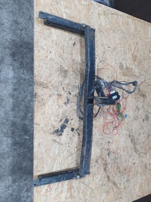 Hak do przyczepki Nissan Micra k12 04r 3 drzwi moduł wiązka