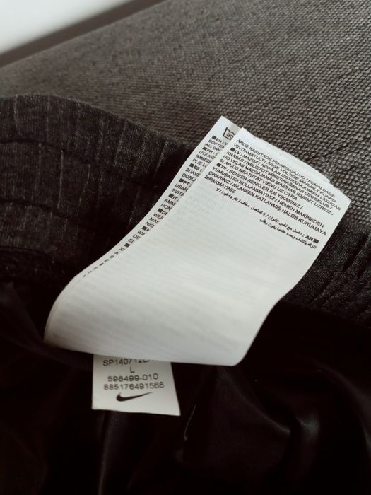 Dresy XL meskie metki czarne Nike gumki