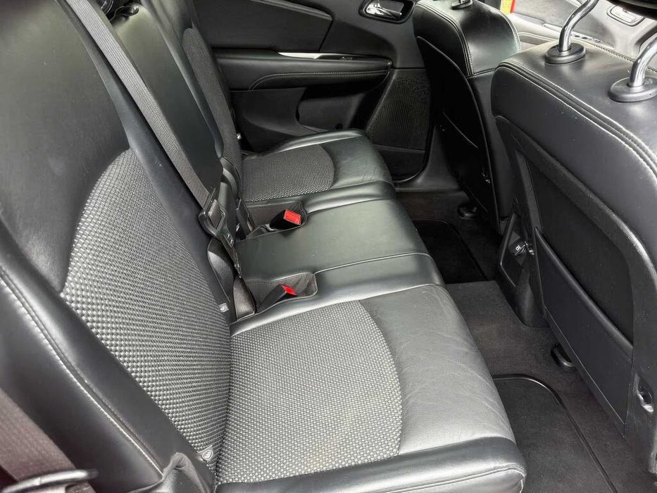 Dodge Journey Crossroad      2019