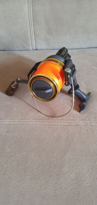Kołowrotek daiwa tournament s6000T