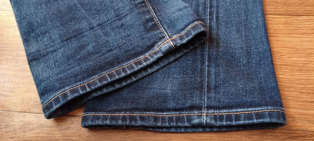 Джинси Uniqlo W33 L32 сині весняні