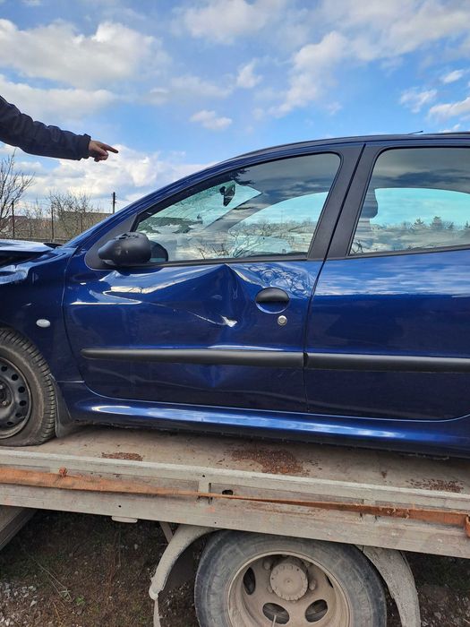 Пежо 206 седан після ДТП