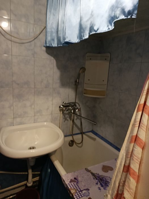 Продам недорого 1-кімнатну квартиру