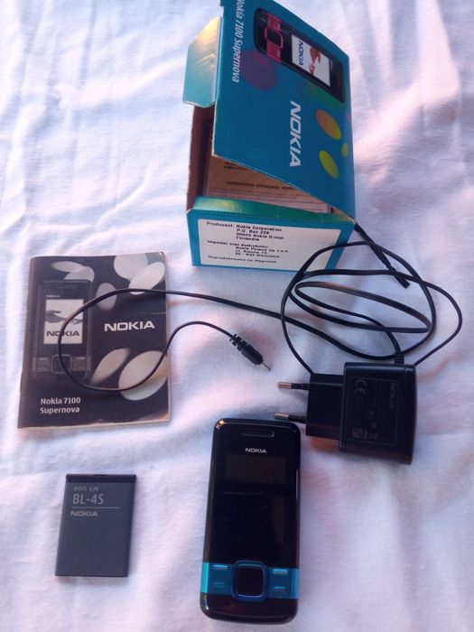 Nokia 7100 supernova