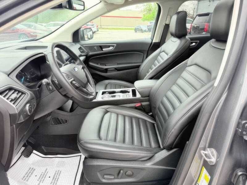 2022 Ford Edge SEL