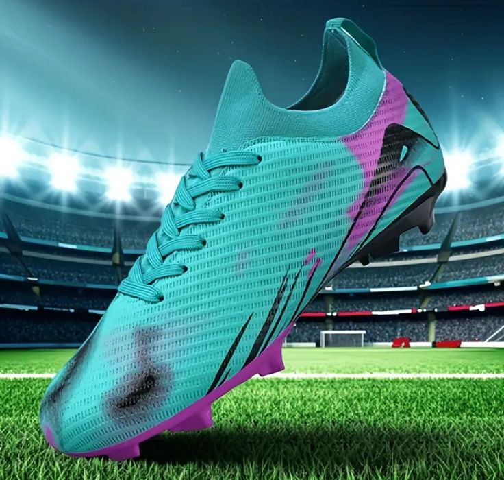 Бутси, сороконіжки, футзалки (дорослі, дитячі)