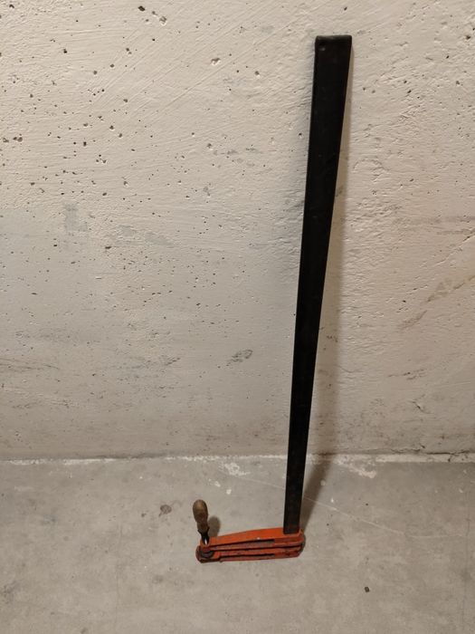 Duży ścisk stolarski