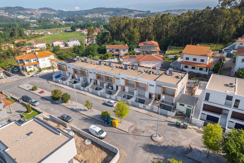 Moradia Remodelada V3 Paços de Ferreira