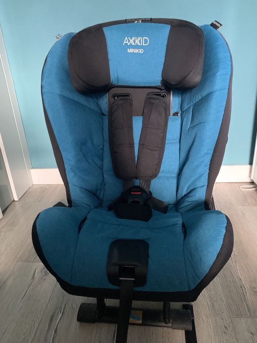 Fotelik Axkid minikid bezwypadkowy + gratis!