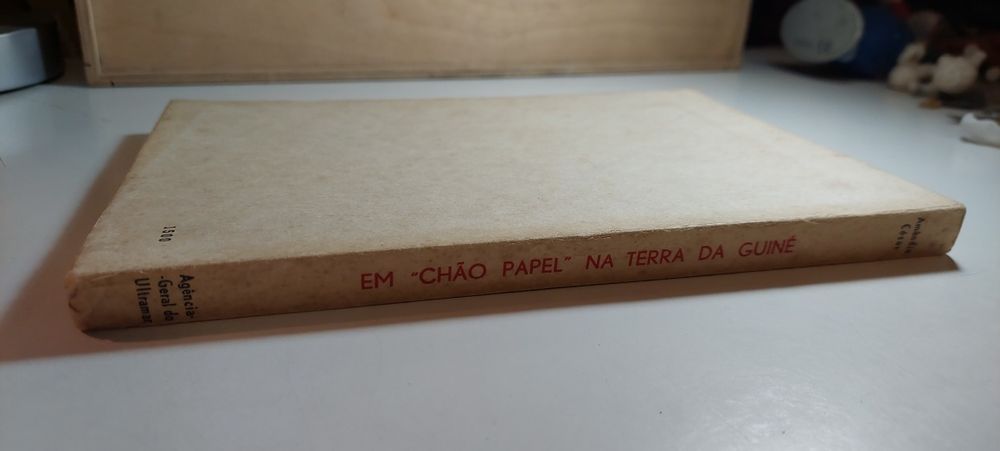 Em Chão Papel na Terra da Guiné - Amândio César (1967)