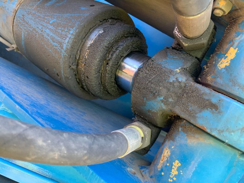 siłownik hydrauliczny teleskopowy kipra wysypu śmieciarki zoller