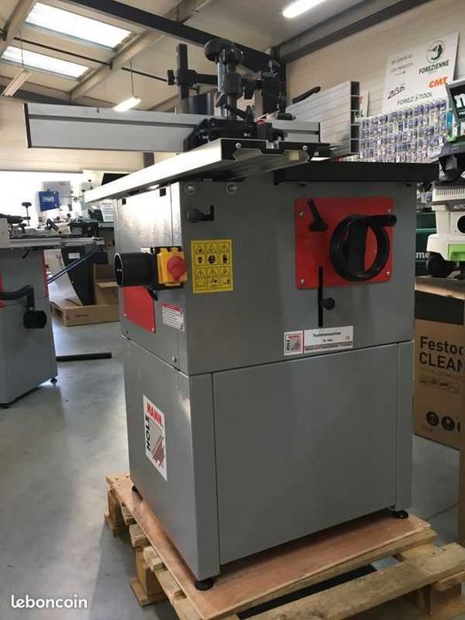 Фрезерний верстат по дереву Holzmann FS 160L фрезер