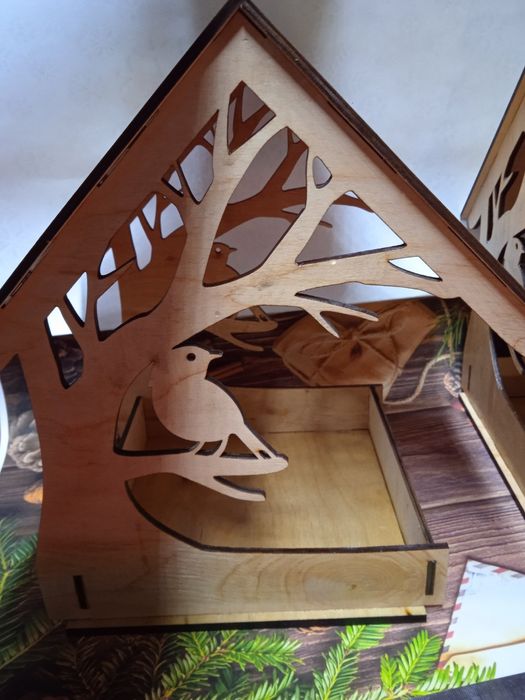 Годівничка для птахів