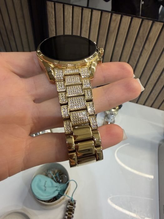 СМАРТ-ГОДИННИК Michael Kors Gen  6 Bradshaw Gold-Tone  Stainless Steel(MKT5136)