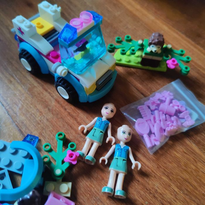 Klocki zestawy mix Lepin Friends 41127