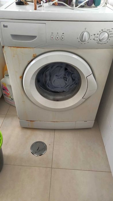 Máquina de lavar Roupa em perfeito estado