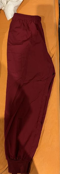 Spodnie medyczne bordowe 40 ze ściągaczem