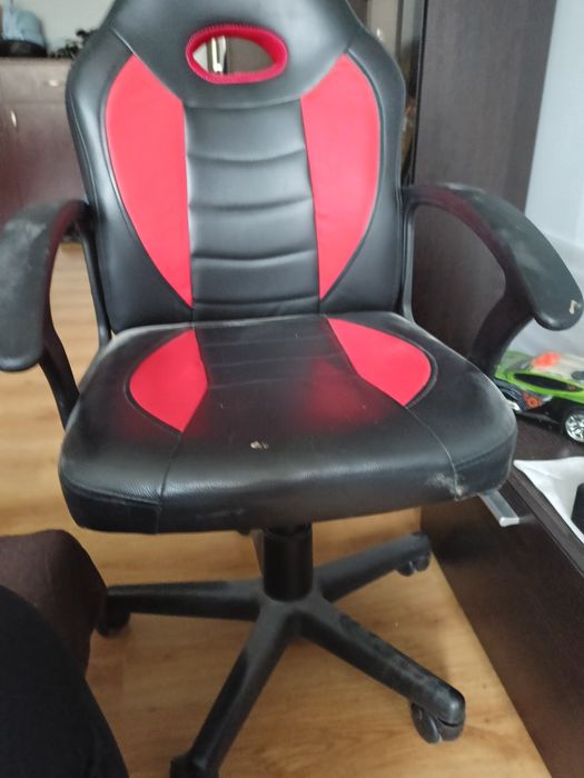 Fotel biurowyw wzrost do 175 cm