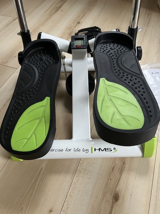 Stepper skośny z regulowanymi drążkami HMS S3096