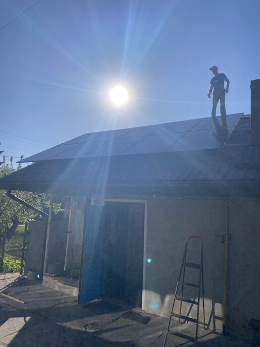 Електрик, встановлення сонячних панелей, монтаж інверторів, батарей