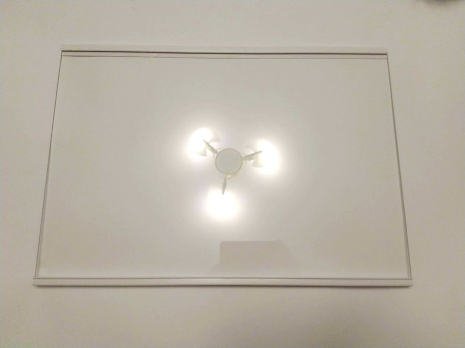 Скляна поличка 481010843870 для холодильника Indesit Whirlpool