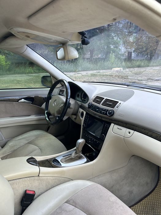 Mercedes W211 3.2 газ/бенз 2005 год avangard