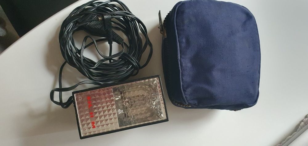 Lampa błyskowa z etui klasyk PRL