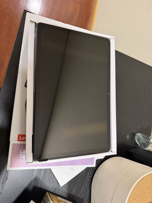 Tablet Lenovo M11 + capa + caneta
