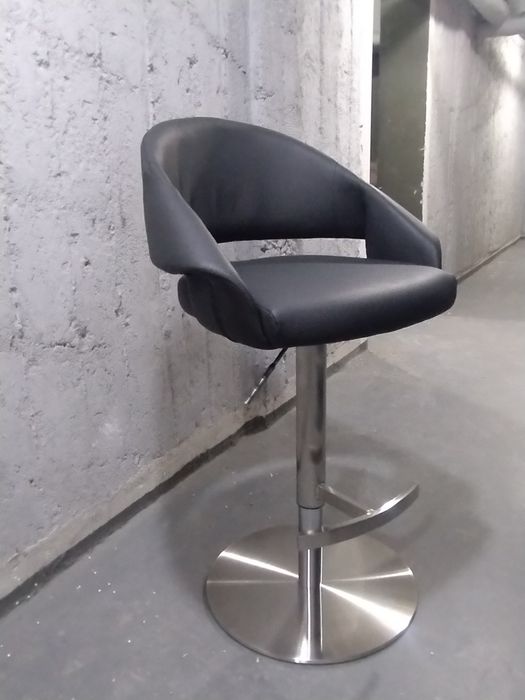 Hoker z oparciem Nowy!!!