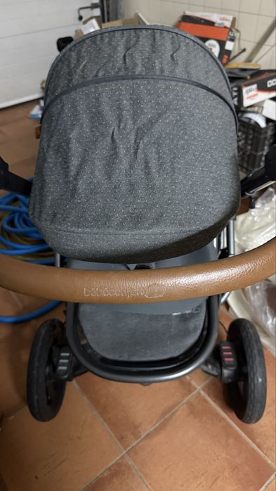 Trio de carrinho de bebe com alcofa , assento e coque