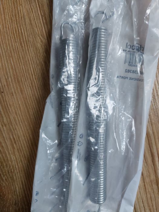 Sprężyny zawiasu drzwi zmywarki Whirpool ADG 995 IX