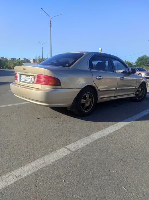 KiA magentis 2002