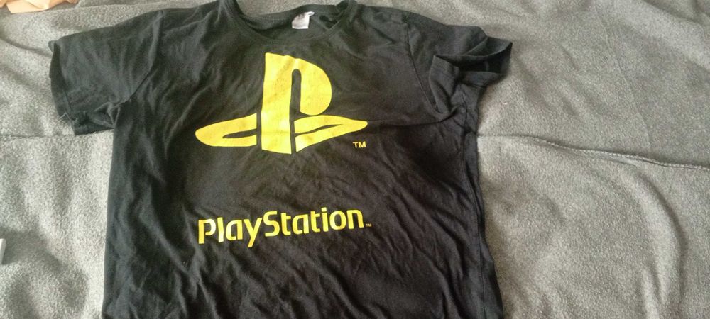 Футболка Playstation потрескавшейся принт из минусов