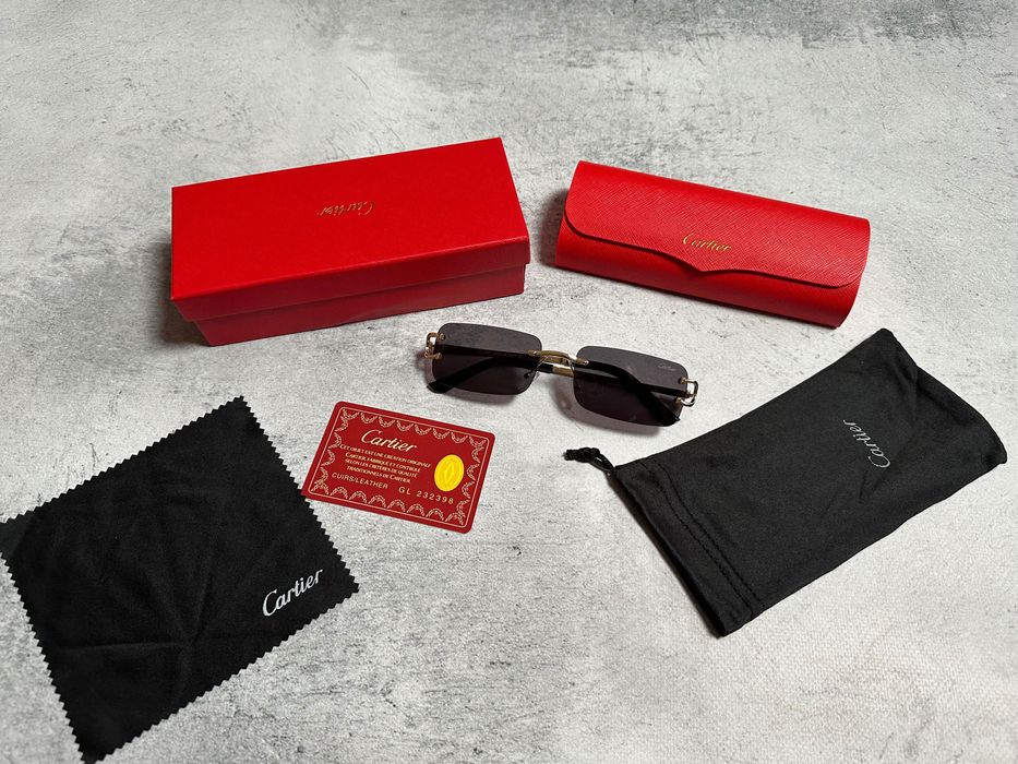 Сонцезахисні окуляри Cartier окуляри від сонця. Повний комплект
