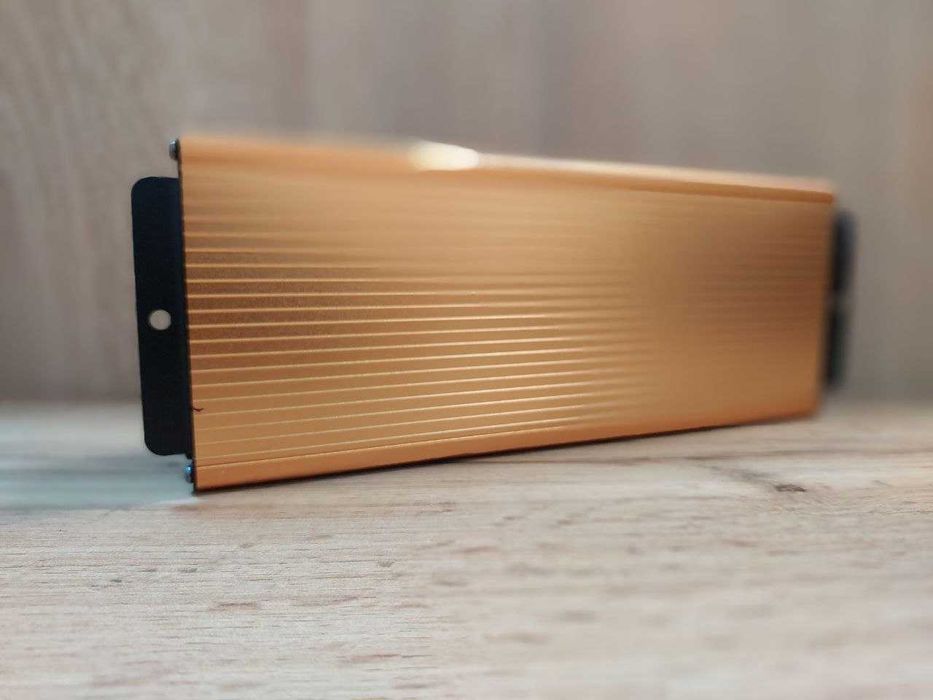 Инвертор • Преобразователь напряжения 12v-220v 2000W •Інвертор напруги