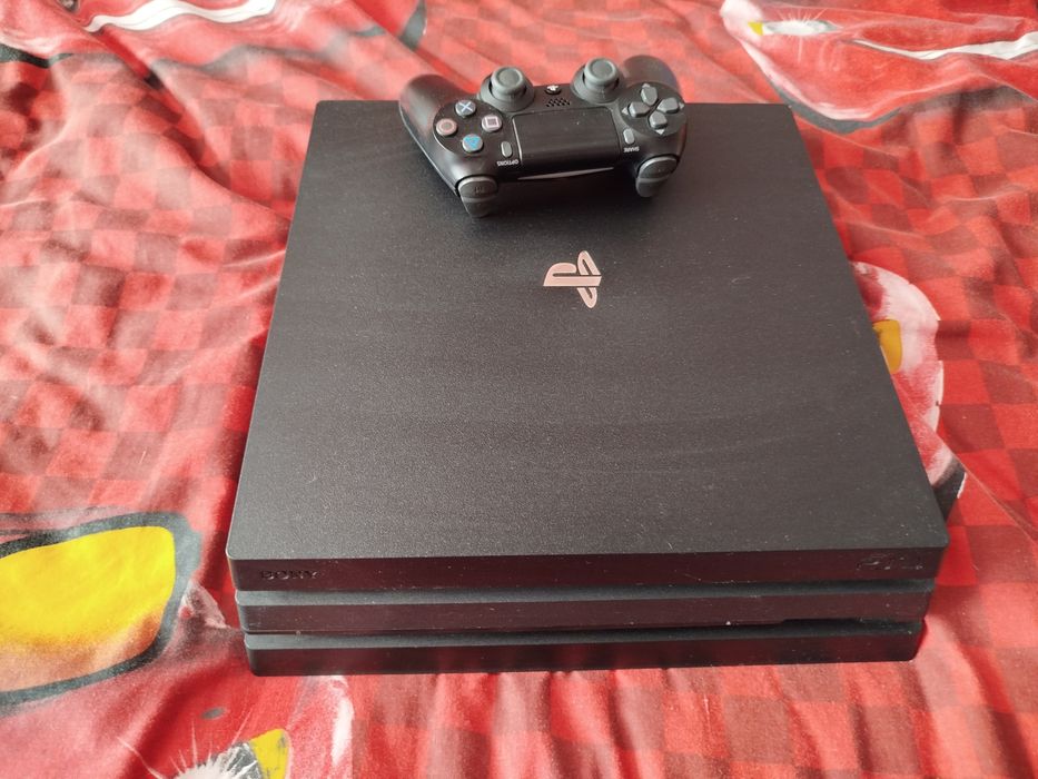 Продам playstation 4 pro 1 TB