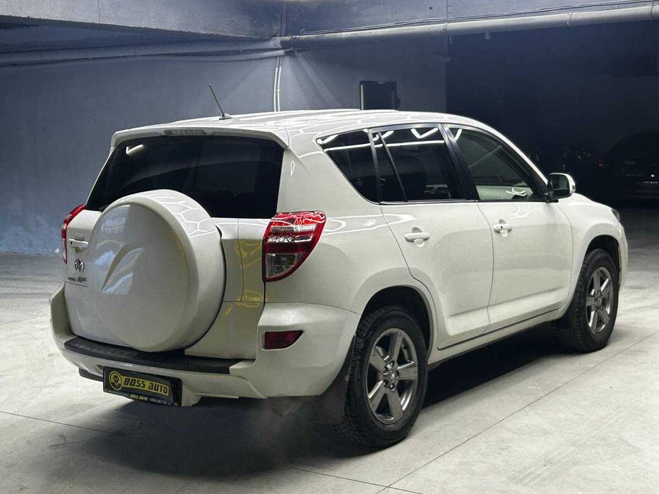 Toyota RAV4 2012