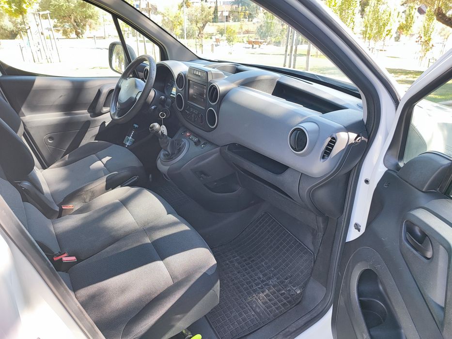 Peugeot partner Maxi
