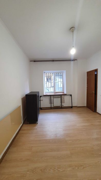 Продаж 2 кім. квартири в ближньому центрі вул. Ярослава Мудрого (цирк)