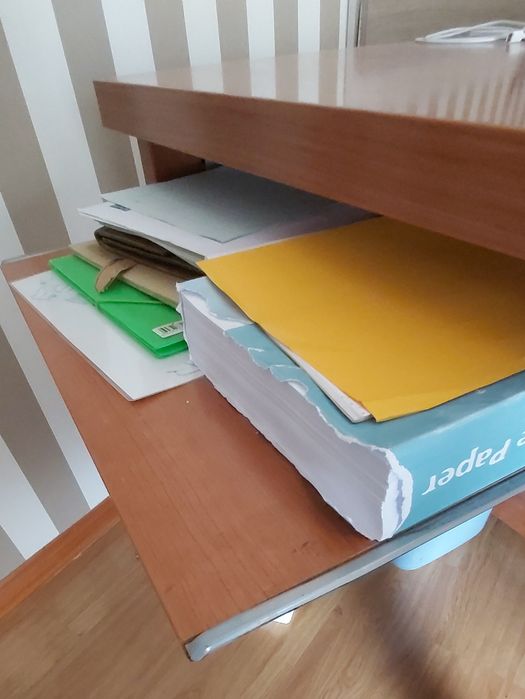 Secretaria moderna 1.60