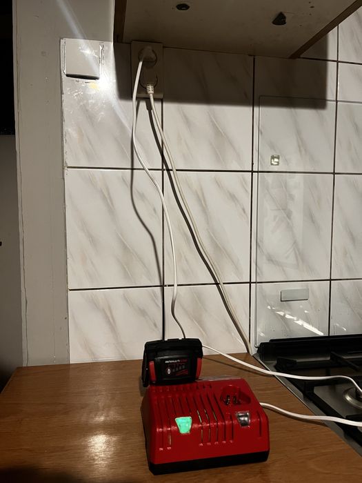 Szlifierka Milwaukee M18 ZESTAW