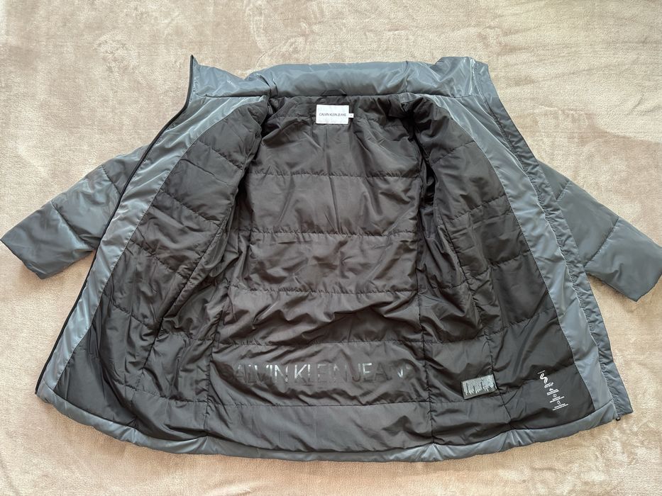 Пуховик жіночий Calvin Klein арт.j20j216878