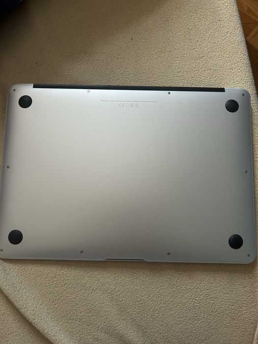 Apple Macbook air