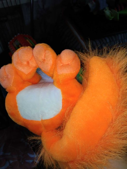 Нова м'яка іграшка Лисичка(розповідає віршик рос. мовою)