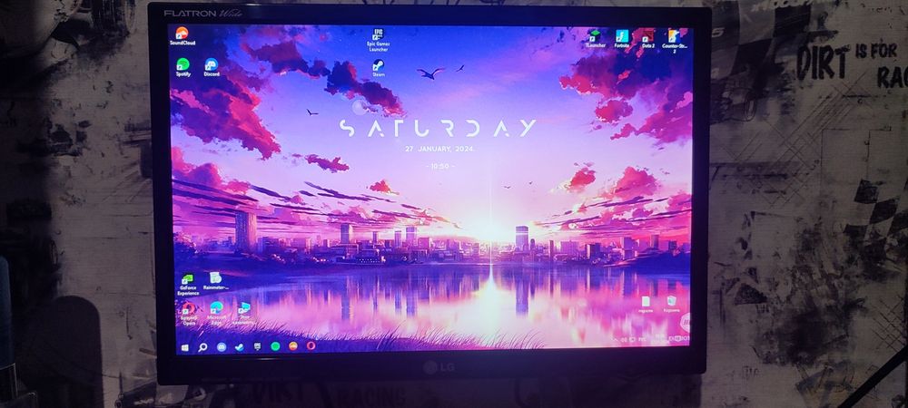 монітор LG в хорошому стані