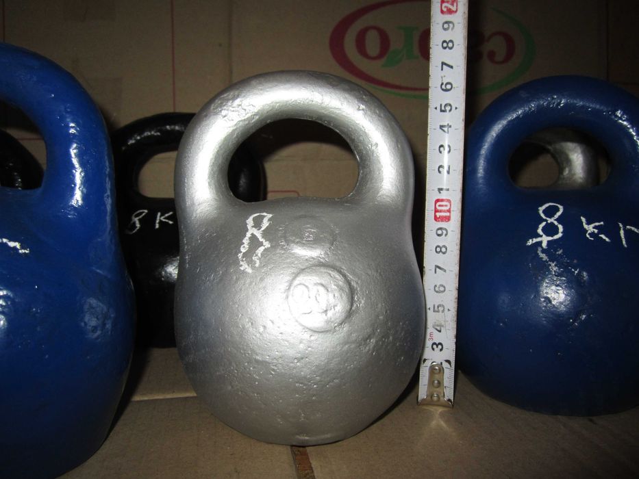 Гиря   8 кг не спортивная , коса ручная