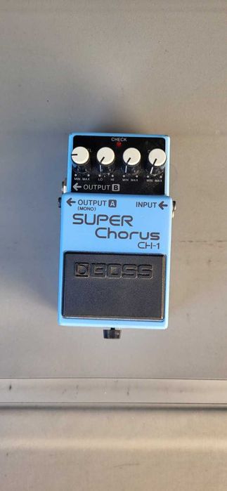 Efekt gitarowy Boss CH-1 Super Chorus analogowy Blue Label