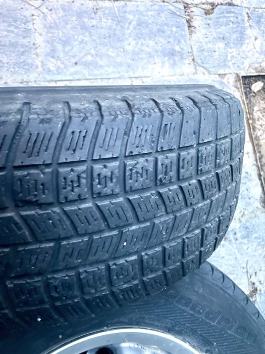 Pneus BF Goodrich 255/65R16
